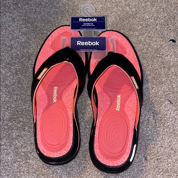reebok corfu flip flops